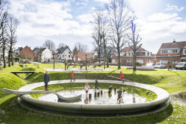 Klimaatadaptatieplan: Tegen 2040 moet Vlaamse industrie water bijna volledig recycleren