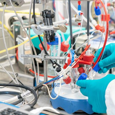 Ontwikkeling en opschaling van elektrochemische processen